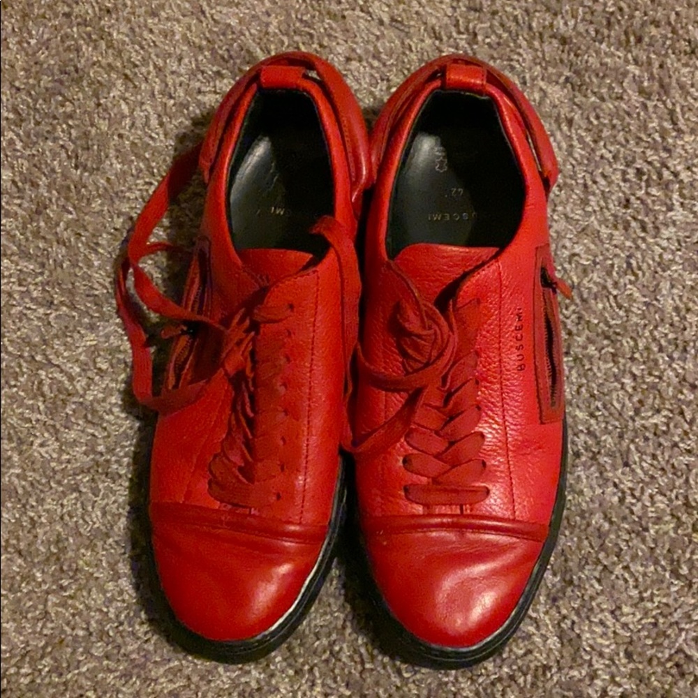 Buscemi - Picture 2 of 2